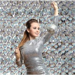 RIDEAU FOIL ARGENT IRISE BOULES A FACETTES 1 M X 2 M