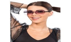 LUNETTES PLASTIQUE FORME COEUR VERRES FUMES NOIRS 14CM X 14CM X 5.5CM