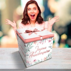 BOITE JOYEUX ANNIVERSAIRE AVEC FLEURS  30 X 30 CM 