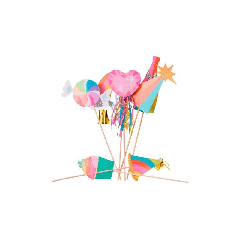 KIT PHOTOBOOTH ARC EN CIEL ET TASSELS 7 PIECES  KIT PHOTOBOOTH ARC EN CIEL ET TASSELS 7 PIECES