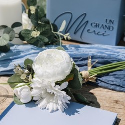 BOUQUET LE CHARMANT IVOIRE 32 CM 