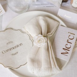 6 ROSES AVEC PISTILS IVOIRE 