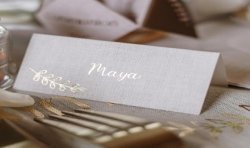 10 MARQUES-PLACE EFFET LIN BEIGE ET OR 8 X 4 CM