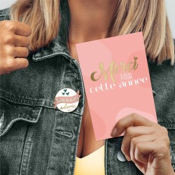 CARTE & PIN'S MERCI POUR CETTE ANNEE NOUNOU ADOREE