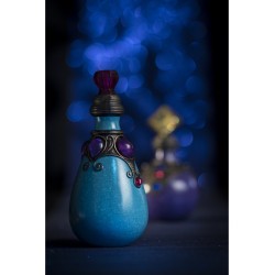 FLACON POLYRESINE POTION BLEU DIA 9CM X 20CM