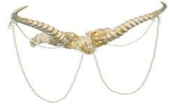 COIFFE OU TOUT DE TETE CORNES GOTHIQUES BLANCHES + PERLES