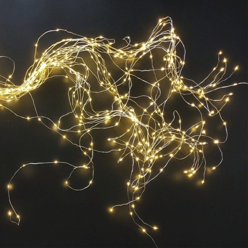 CASCADE DE GUIRLANDES 20 FILS LED X 20 LEDS BLANC CHAUD