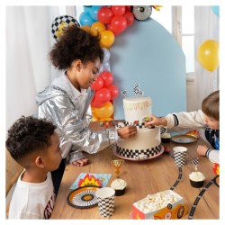 4 CAKE TOPPERS THEME VOITURE DE COURSE ENV. 12 CM