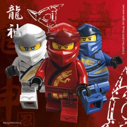 20 SERVIETTES  LEGO NINJAGO EN PAPIER COMPOSTABLE 33 X 33 CM