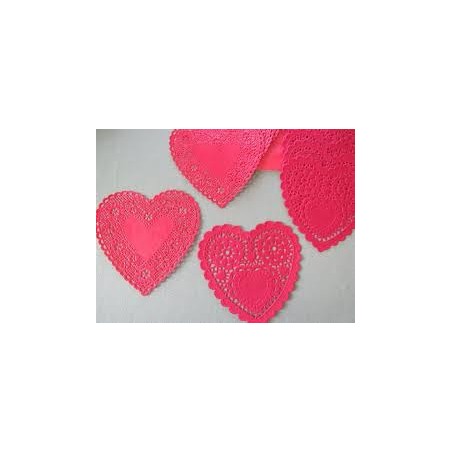 12 NAPPERONS DENTELLE COEUR ROUGE 25 CM