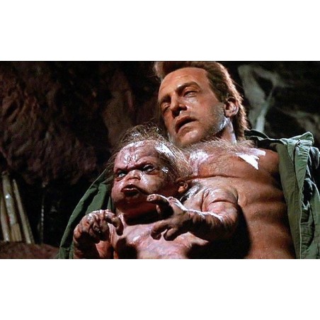 DEGUISEMENT TEE SHIRT ANIME AVEC BEBE QUI SORT 