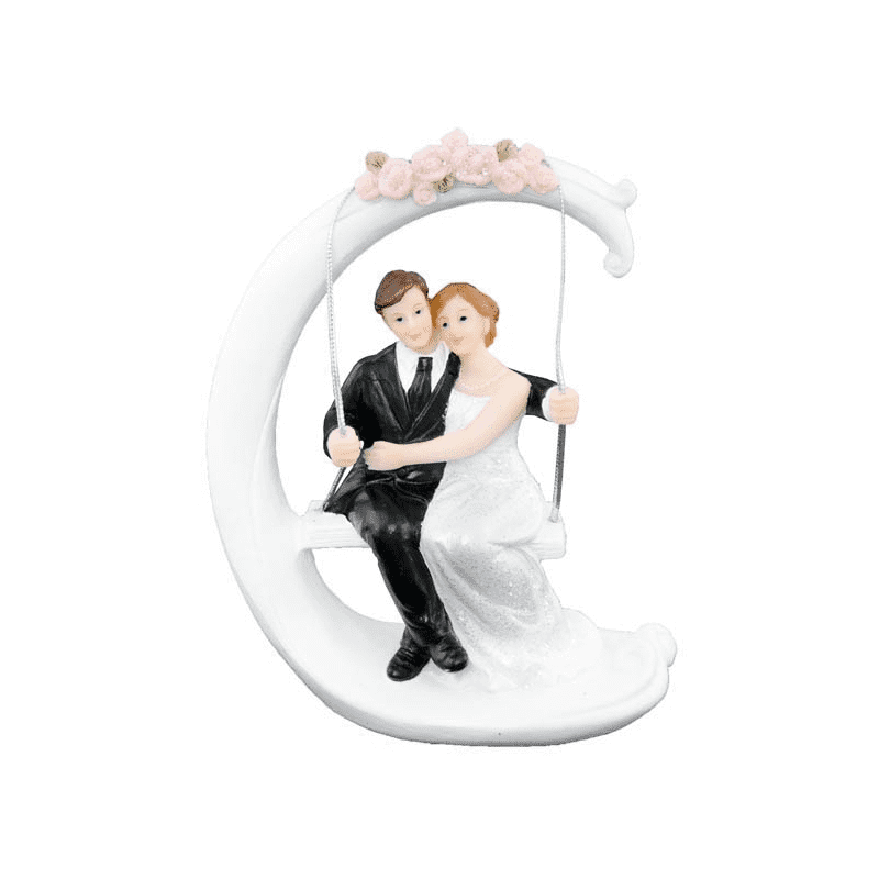 FIGURINE RESINE MARIEES SUR BALANCOIRE   11 X 6 X 14 CM FIGURINE RESINE MARIEES SUR BALANCOIRE   11 X 6 X 14 CM