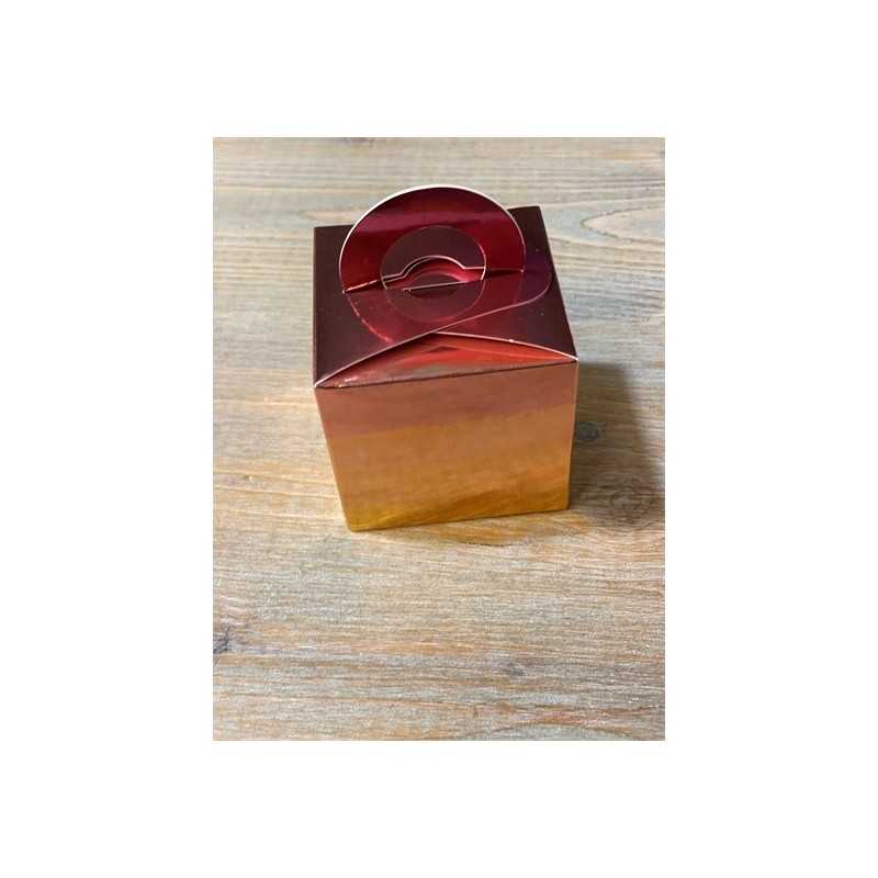 8 BOITE ARC EN CIEL 65 X 65 X 65 CM 