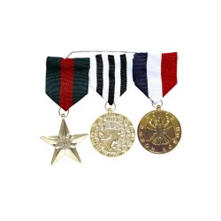 3 MEDAILLES D'HONNEUR MILITAIRES