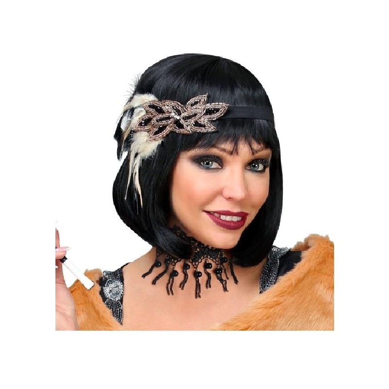 COLLIER DENTELLE AVEC PERLES ET CHAINES COLLIER DENTELLE AVEC PERLES ET CHAINES